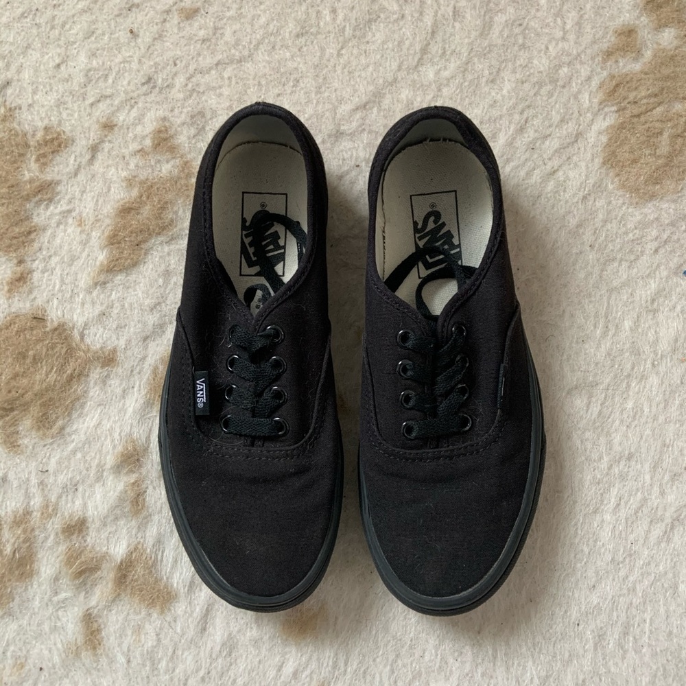Vans Women’s Authentic, Size 7.5